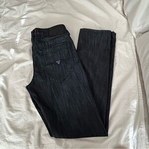 GUESS Medium Rise Tapered Slim Halsted Fit Men's Jeans 29x32‎ Dark Wash Logo